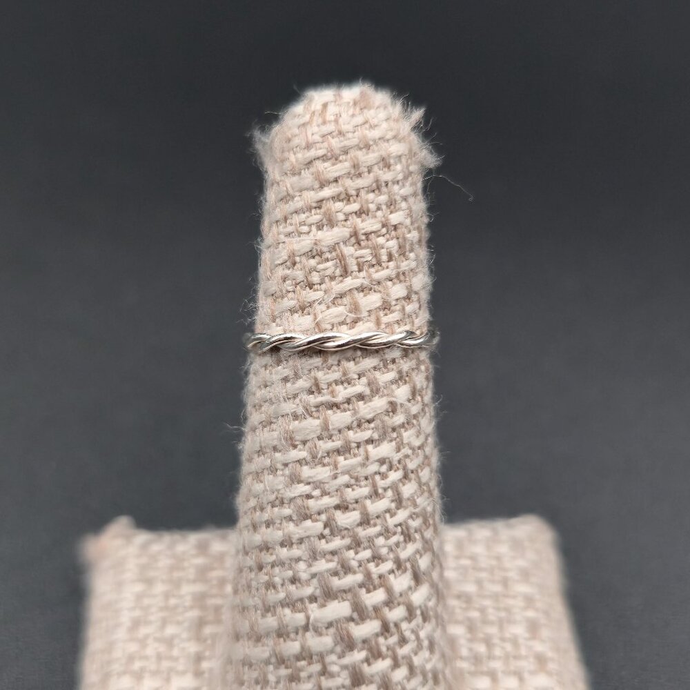 Size 4.5 Sterling Silver Rope Stacking Band Ring A7265